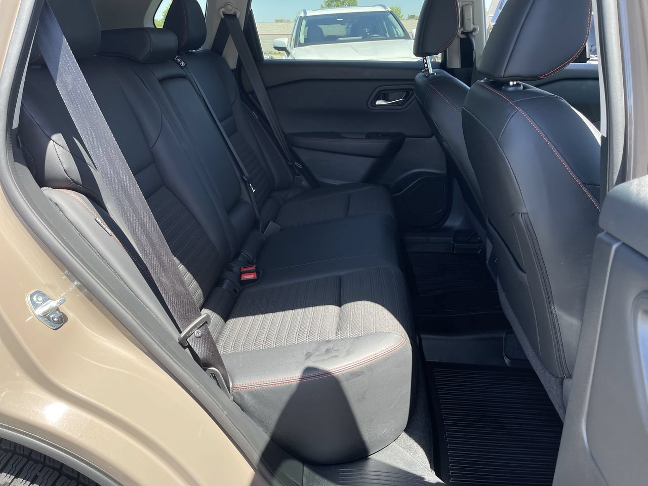 Used 2025 Nissan Rogue SV AWD/4WD image 25