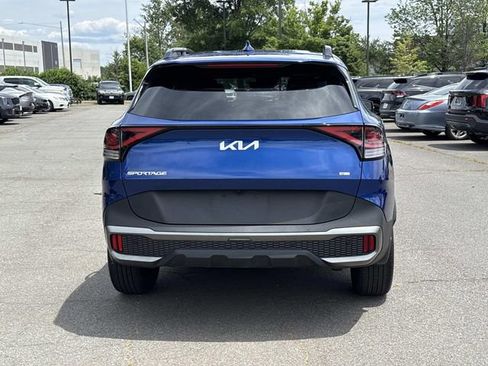 Used 2023 Kia Sportage X-Line AWD/4WD image 3