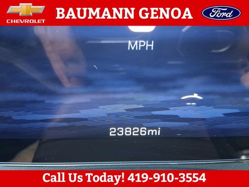 Used 2026 Chevrolet Traverse LT w/ Driver Confidence Package FWD image 19