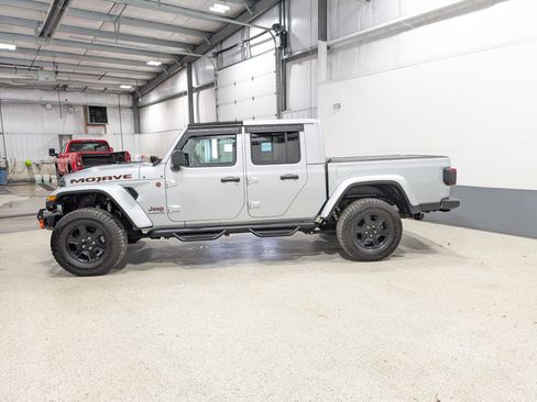 Used 2022 Jeep Gladiator Mojave w/ LED Lighting Group AWD/4WD image 5