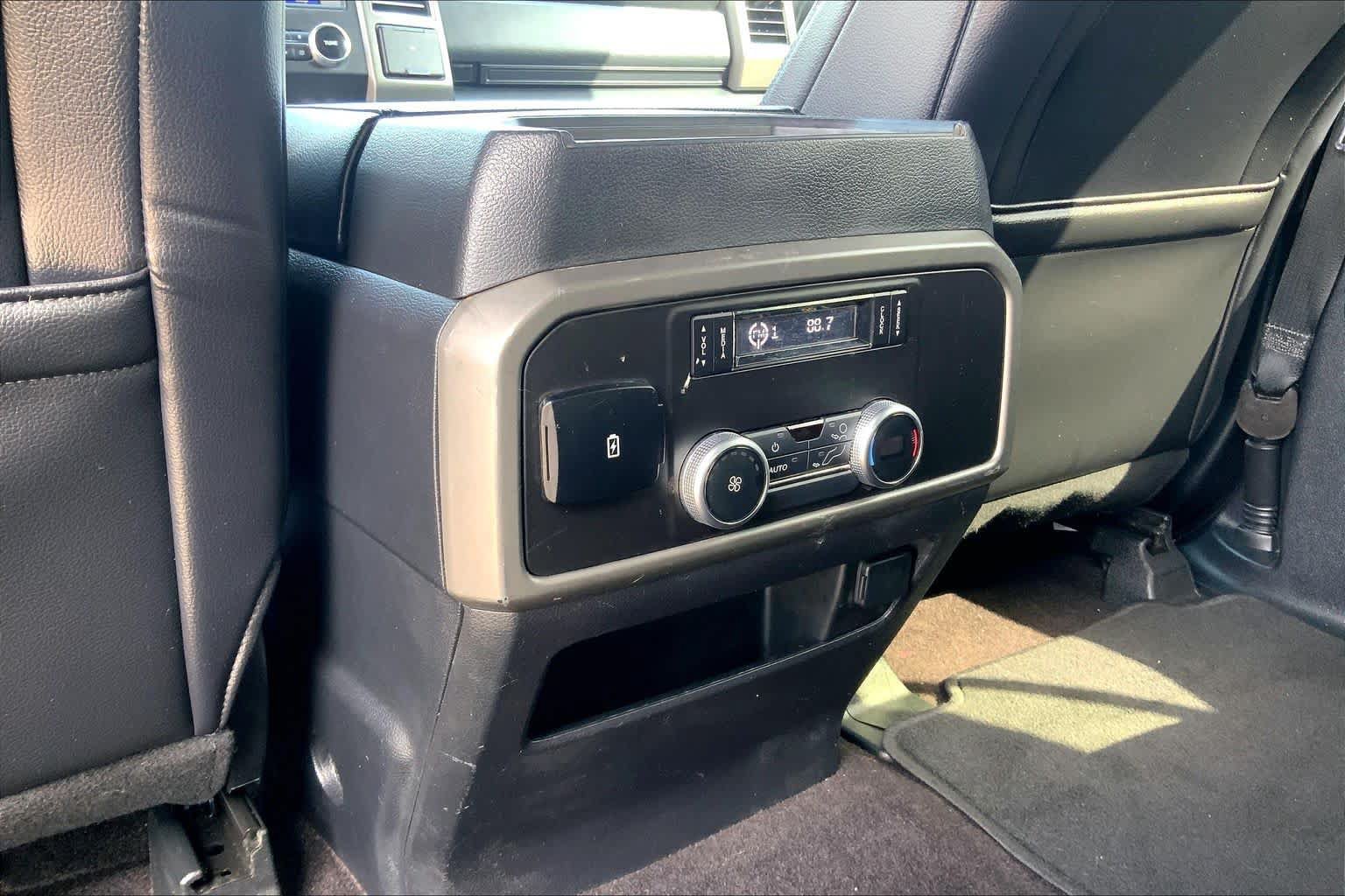 Used 2020 Ford Expedition XLT w/ Equipment Group 201A RWD image 32