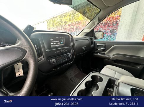 Used 2018 Chevrolet Silverado 1500 Custom w/ Custom Value Package image 20