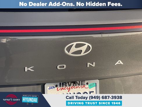 Certified 2025 Hyundai Kona Limited FWD image 17