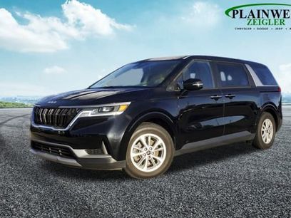 Used 2022 Kia Carnival LX