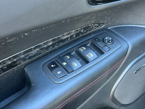 Used 2023 Dodge Durango R/T image 25