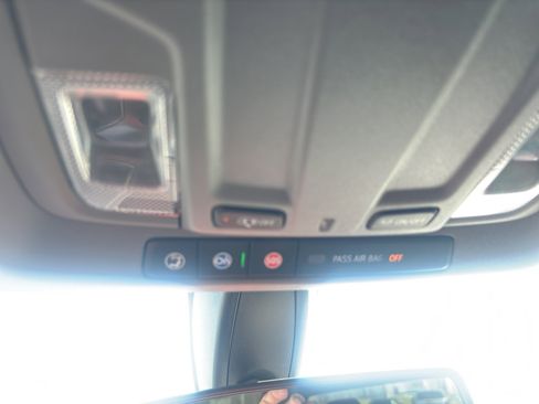 Used 2022 Chevrolet Silverado 1500 RST image 18