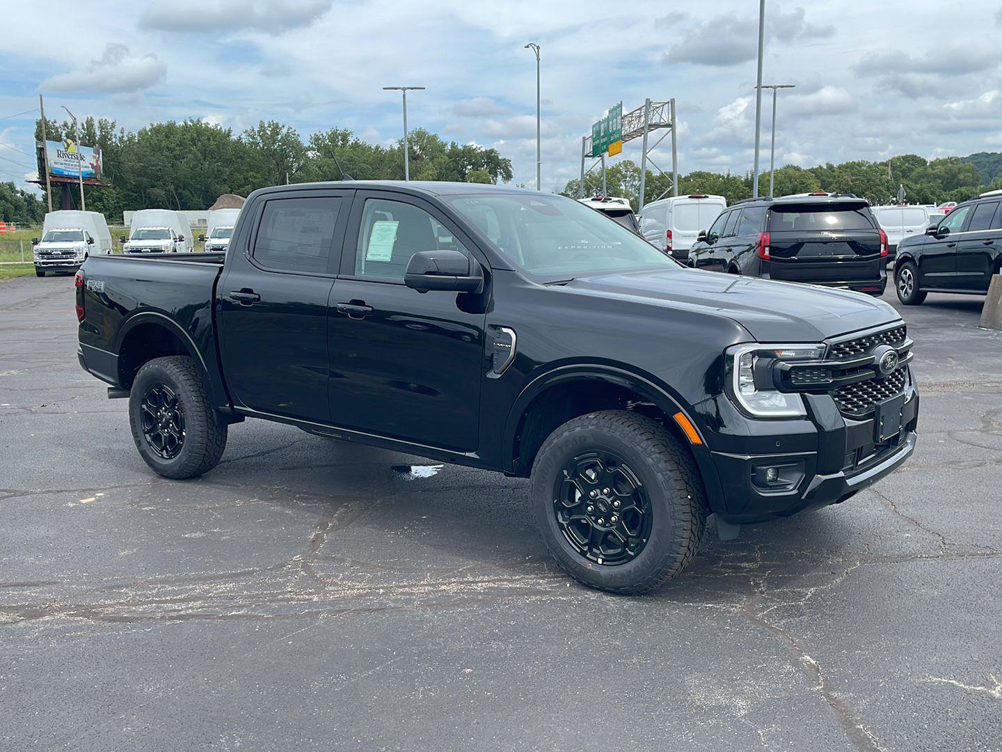 New 2026 Ford Ranger Lariat w/ FX4 Off-Road Package AWD/4WD image 7