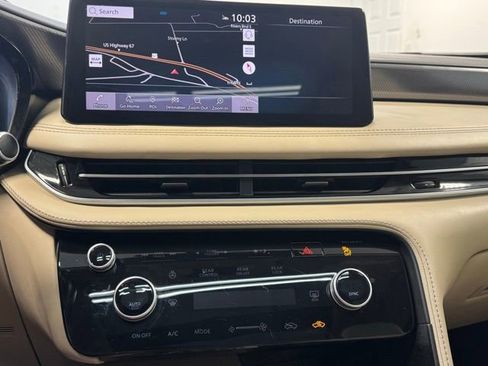 Used 2022 INFINITI QX60 Luxe AWD/4WD image 16