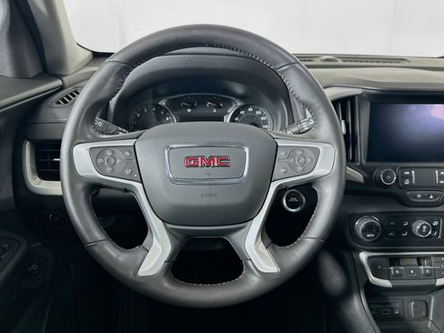 Used 2022 GMC Terrain SLT w/ Elevation Edition image 18