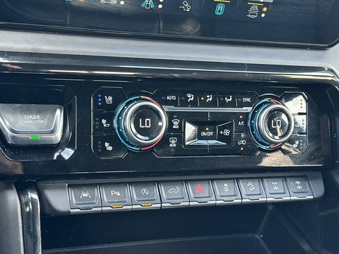 Used 2023 GMC Sierra 1500 AT4X w/ AT4X AEV Edition AWD/4WD image 19