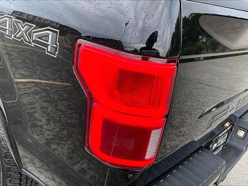Used 2020 Ford F150 XLT w/ Equipment Group 302A Luxury AWD/4WD image 29