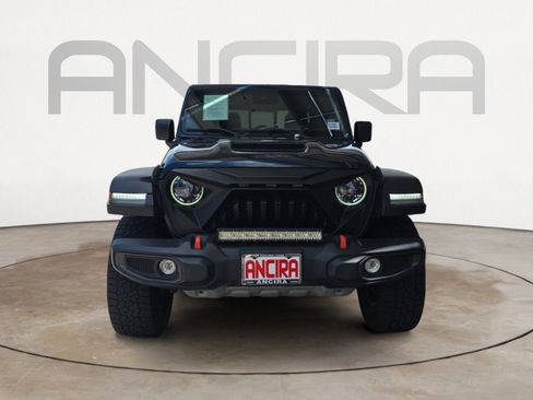 Used 2025 Jeep Gladiator Mojave AWD/4WD image 3