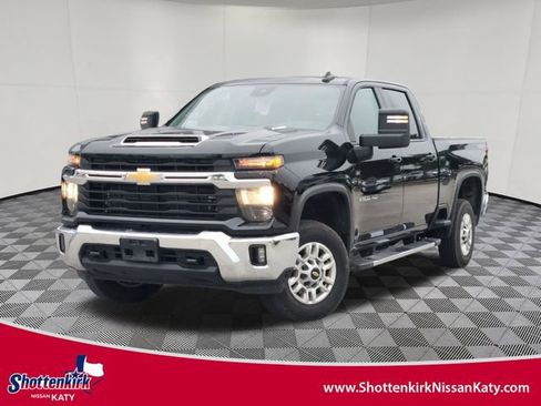Used 2025 Chevrolet Silverado 2500 LT w/ Convenience Package AWD/4WD image 1