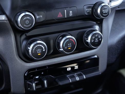 Used 2023 RAM 2500 Big Horn w/ Level 1 Equipment Group image 28