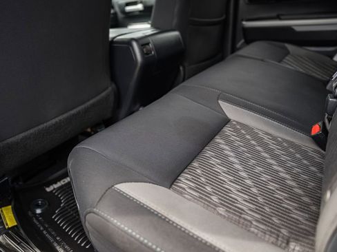 Used 2018 Toyota Tundra SR5 w/ SR5 Upgrade Package image 37