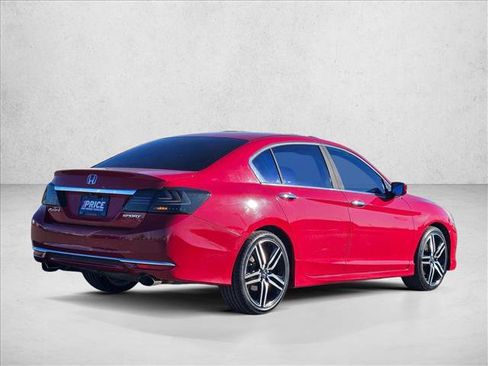 Used 2016 Honda Accord Sport image 5