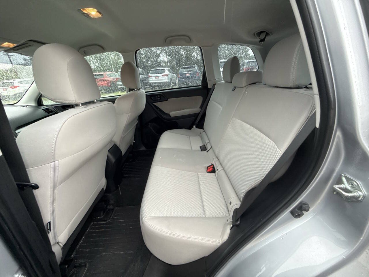 Used 2015 Subaru Forester 2.5i AWD/4WD image 19