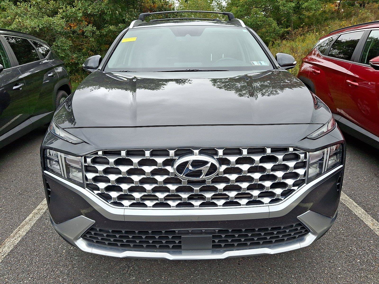 Certified 2022 Hyundai Santa Fe SEL w/ Convenience Package AWD/4WD image 2