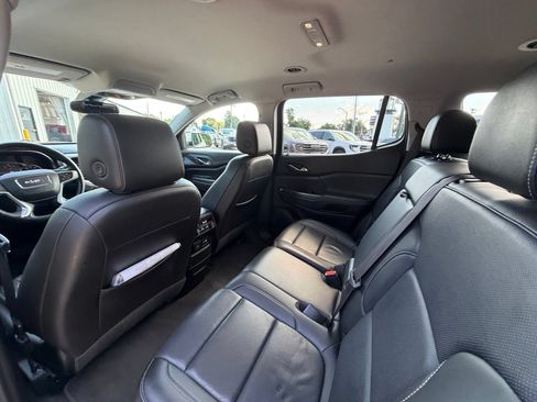Used 2023 GMC Acadia SLT FWD image 26