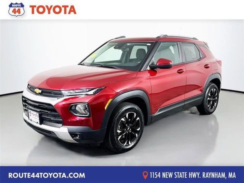 Used 2022 Chevrolet TrailBlazer LT image 1