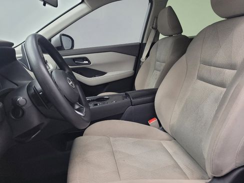 Used 2024 Nissan Rogue SV FWD image 17