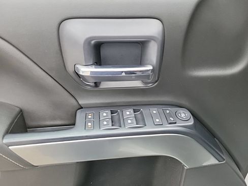 Used 2019 Chevrolet Silverado 2500 LT AWD/4WD image 9