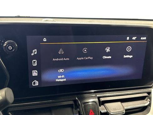 Certified 2024 Chevrolet TrailBlazer LT w/ Convenience Package image 17