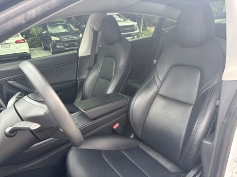 Used 2021 Tesla Model 3 Standard Range Plus RWD image 6