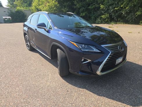 Used 2017 Lexus RX 450h AWD w/ Luxury Package image 25