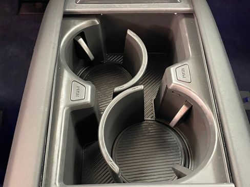 Used 2024 Kia EV9 Land image 61