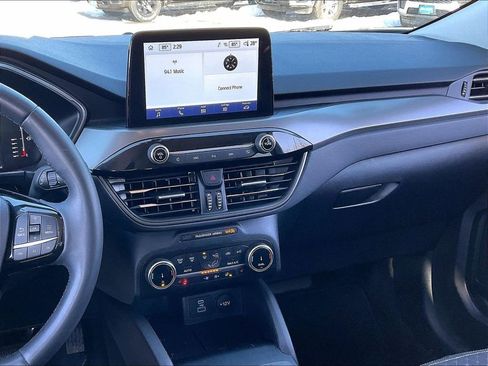 Used 2023 Ford Escape Active image 17