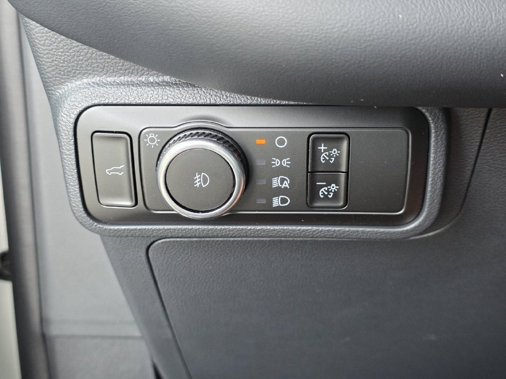 Used 2026 Ford Explorer ST-Line RWD image 27
