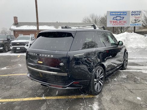 Used 2023 Land Rover Range Rover SE image 7