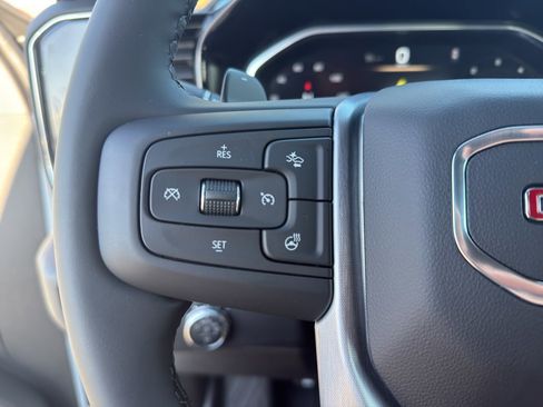 New 2026 GMC Sierra 1500 SLT w/ SLT Convenience Package image 16