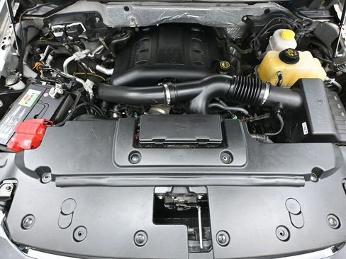 Used 2017 Ford Expedition XLT image 49