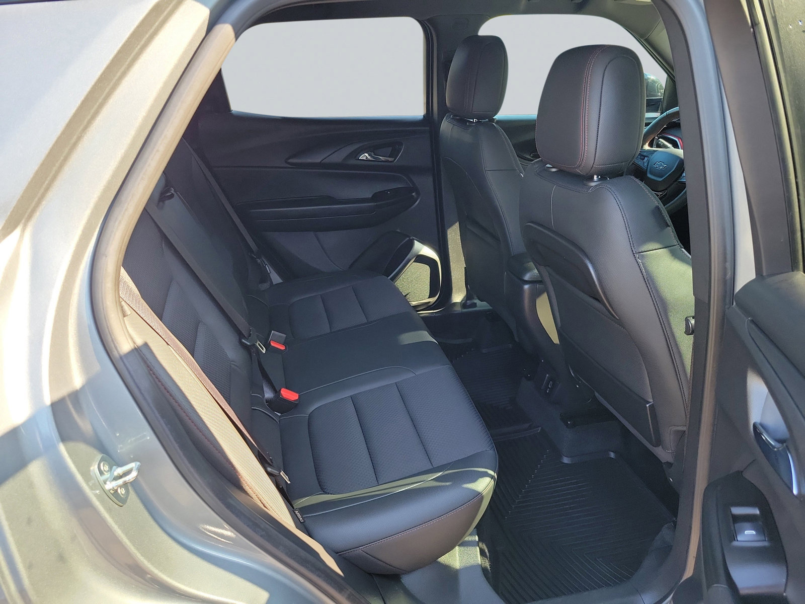 Used 2023 Chevrolet TrailBlazer RS w/ Convenience Package FWD image 34