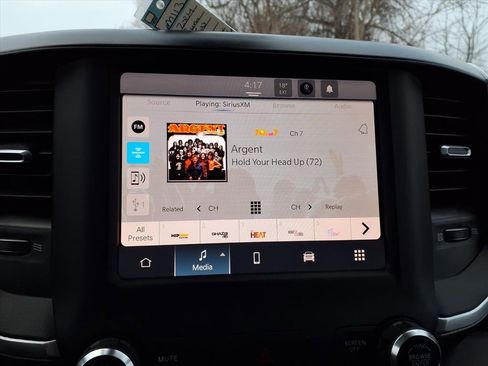 Used 2024 RAM 2500 Big Horn w/ Bed Utility Group image 7