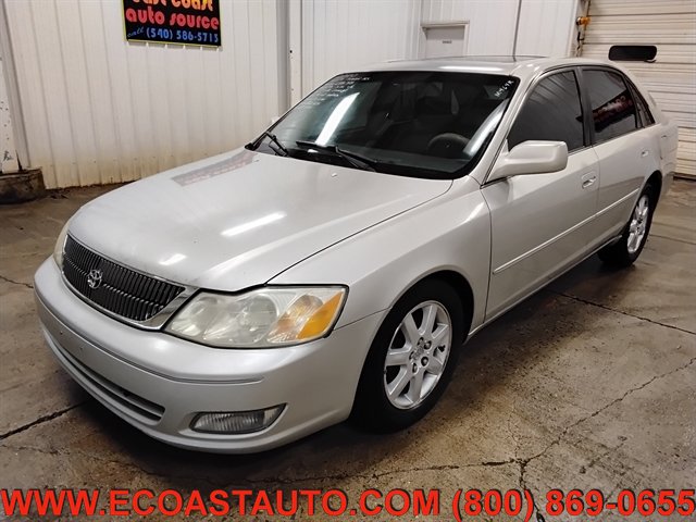Used 2000 Toyota Avalon XLS FWD image 4
