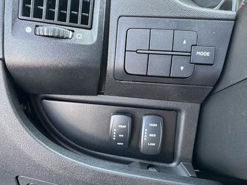 Used 2020 RAM ProMaster 1500 FWD image 25