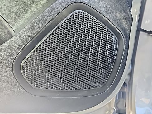 Certified 2023 Hyundai Venue SEL image 13