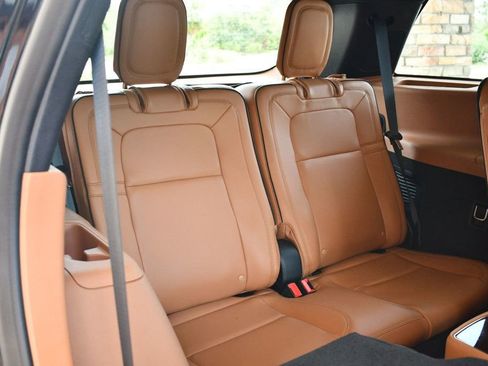 Used 2020 Lincoln Aviator Black Label w/ Dynamic Handling Package image 46