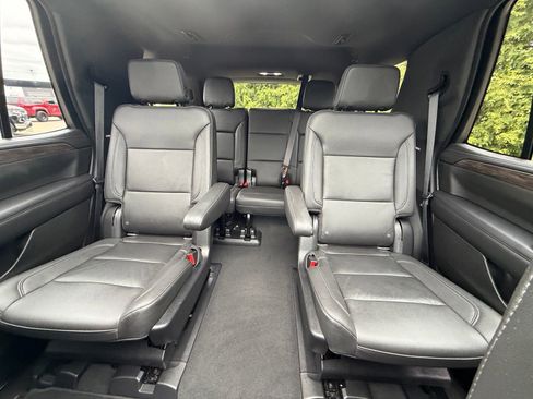 Used 2021 Chevrolet Tahoe LT AWD/4WD image 3