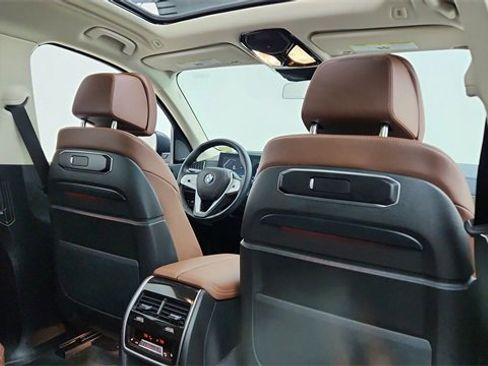 Used 2026 BMW X7 xDrive40i image 27