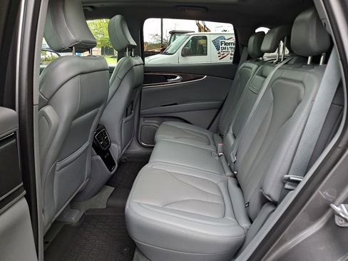 Certified 2022 Lincoln Nautilus Reserve AWD/4WD image 13