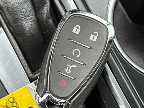 Used 2024 Chevrolet Equinox LT image 36