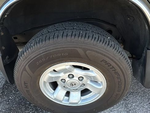 Used 1998 Toyota 4Runner SR5 w/ Preferred Equipment Group 1 AWD/4WD image 28