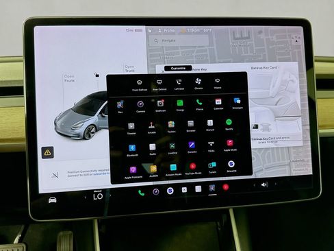 Used 2018 Tesla Model 3 Long Range image 15