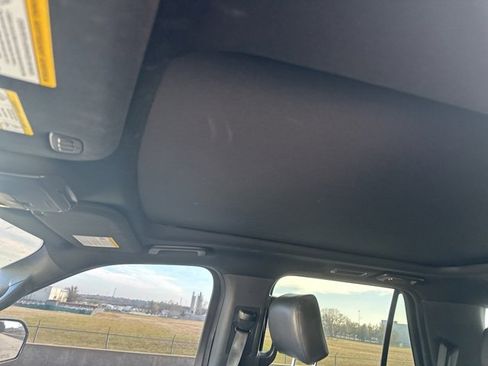 Used 2020 Ford Expedition XLT w/ Equipment Group 202A image 10