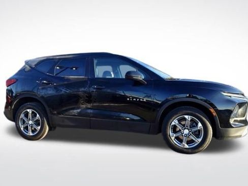 Used 2023 Chevrolet Blazer LT w/ Convenience Package image 11