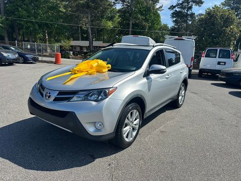 Used 2013 Toyota RAV4 Limited FWD image 29